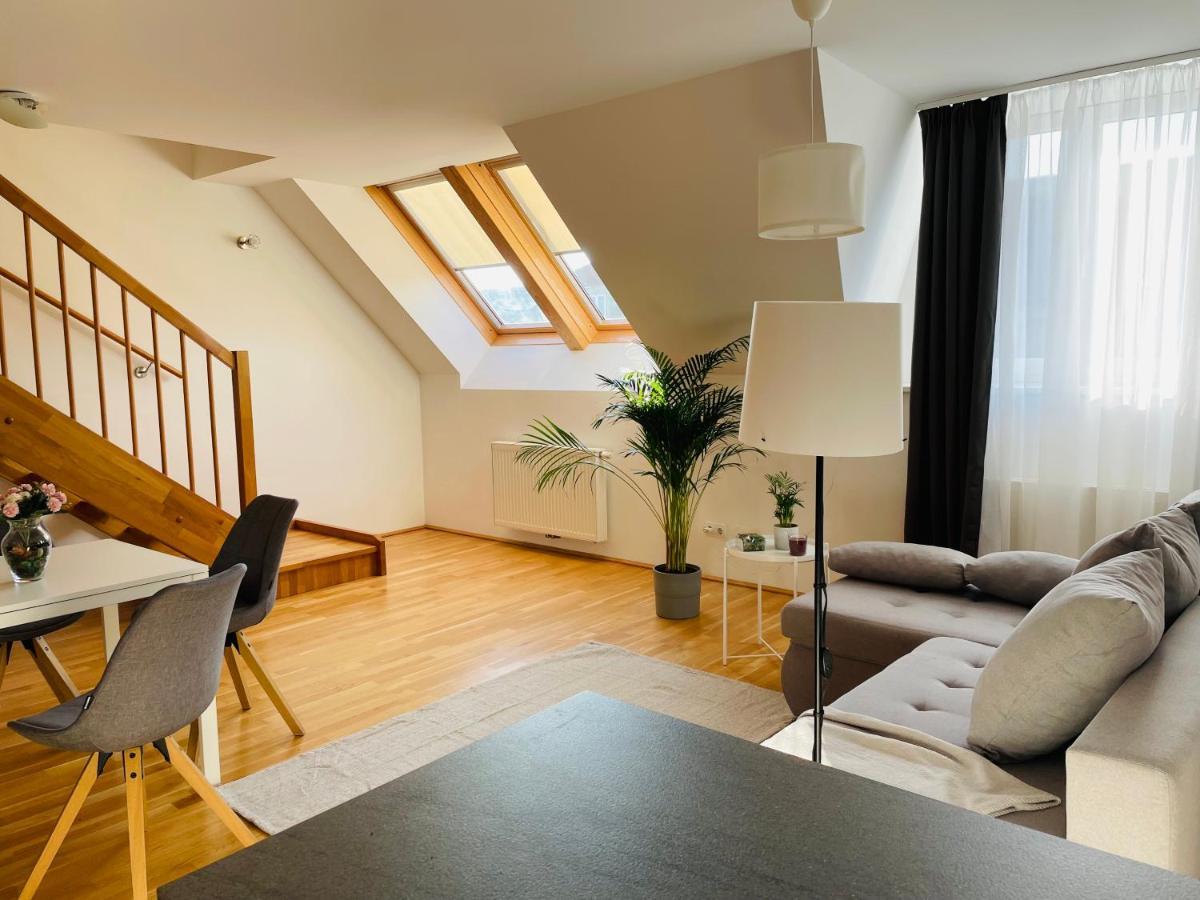 Vic Apartment Wina Bagian luar foto